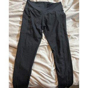 Born primitive 7/8 leggings with pockets